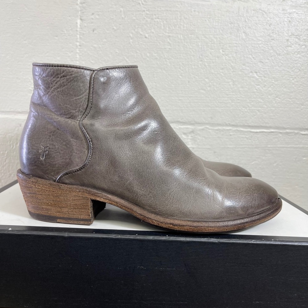 FRYE Carson 3478258 Piping Ankle Boots Gray Leather Side Zip Women's Size 6.5 B
